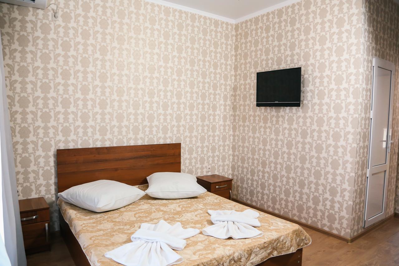 Bon Amour Gagra Extérieur photo