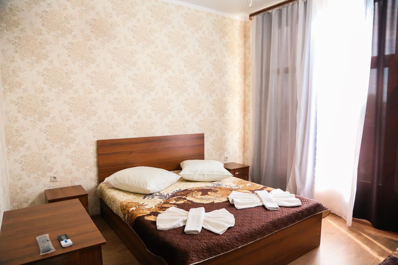 Bon Amour Gagra Extérieur photo