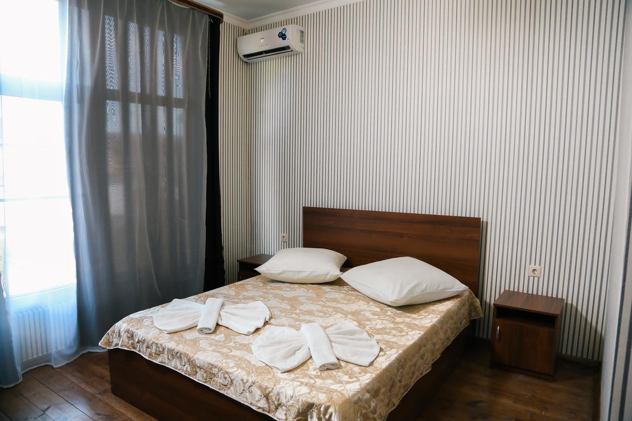 Bon Amour Gagra Extérieur photo