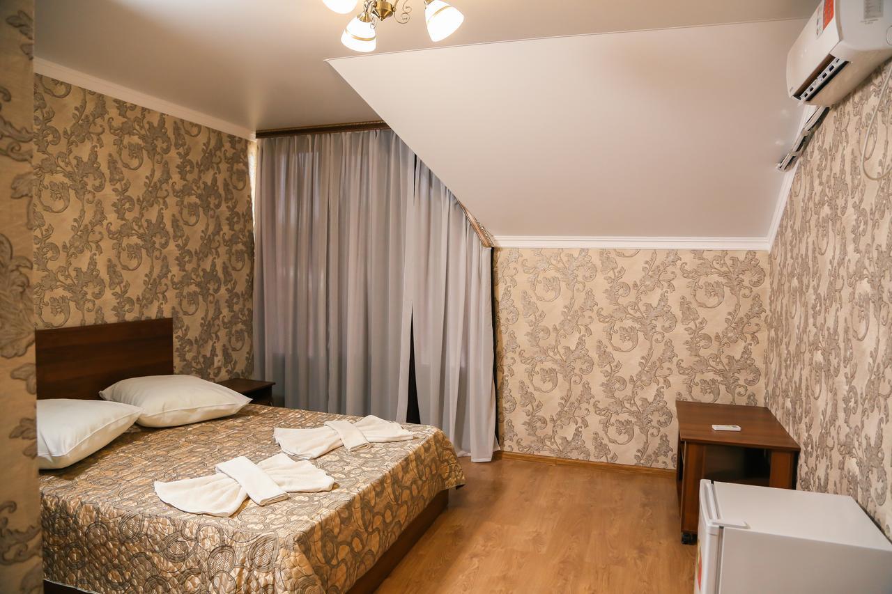 Bon Amour Gagra Extérieur photo