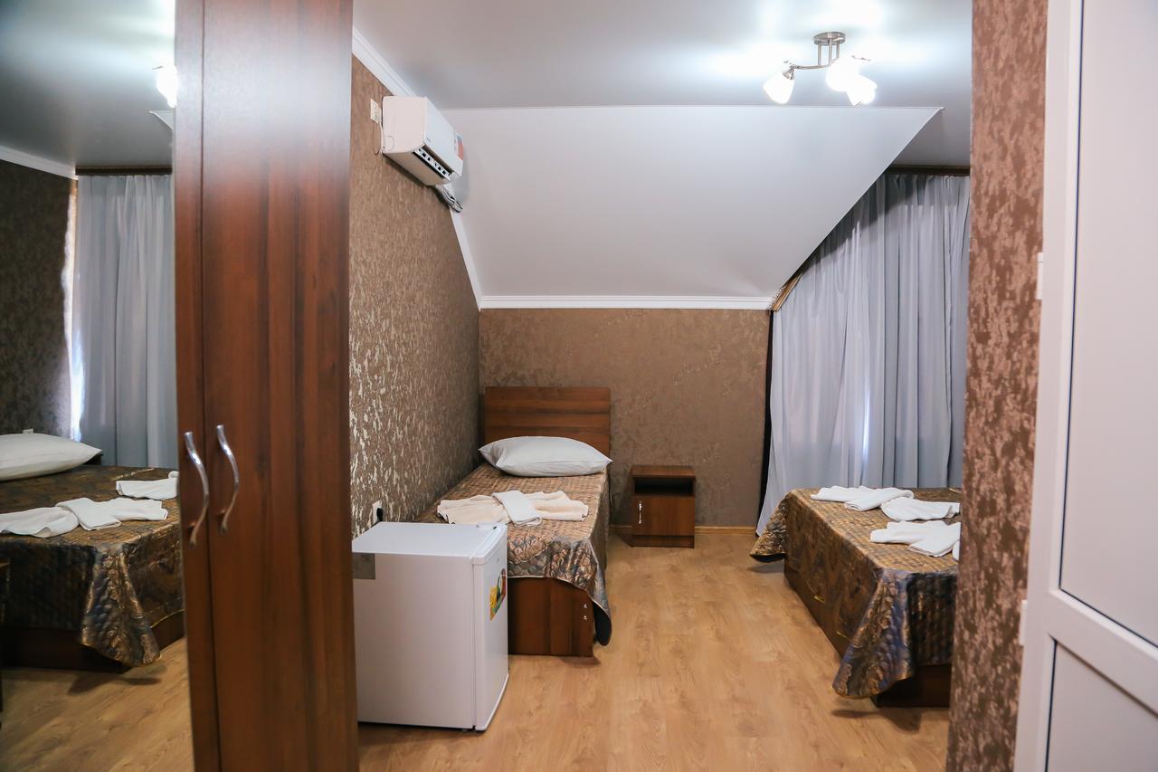 Bon Amour Gagra Extérieur photo