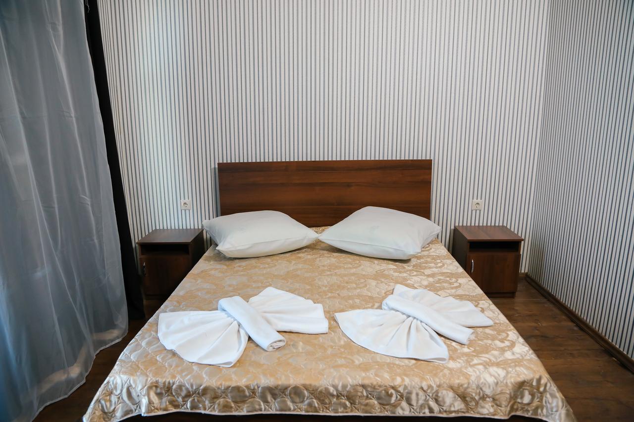 Bon Amour Gagra Extérieur photo