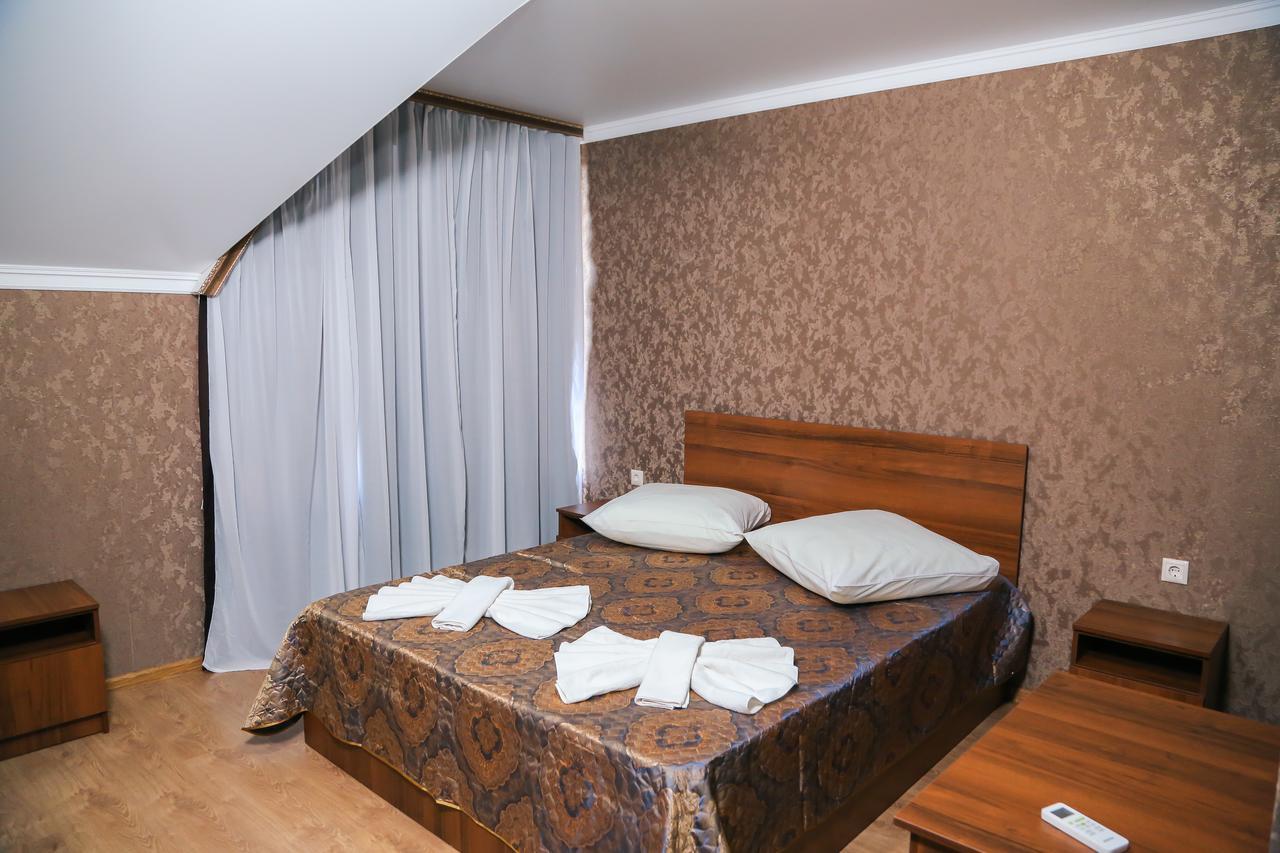 Bon Amour Gagra Extérieur photo